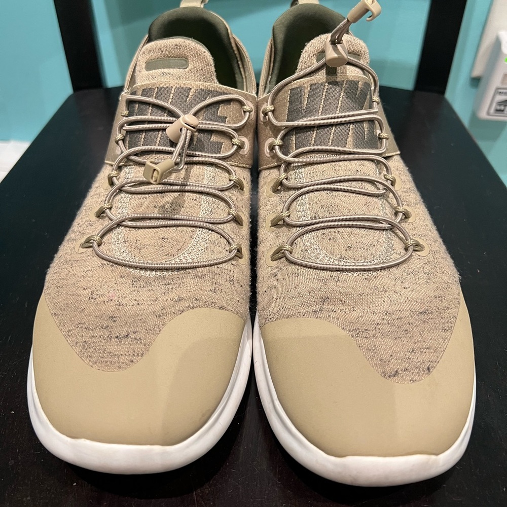 Nike Free RN CMTR Sneaker